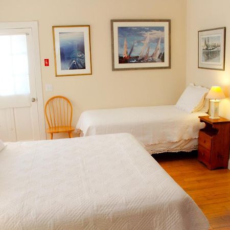 West Tisbury Inn Bagian luar foto