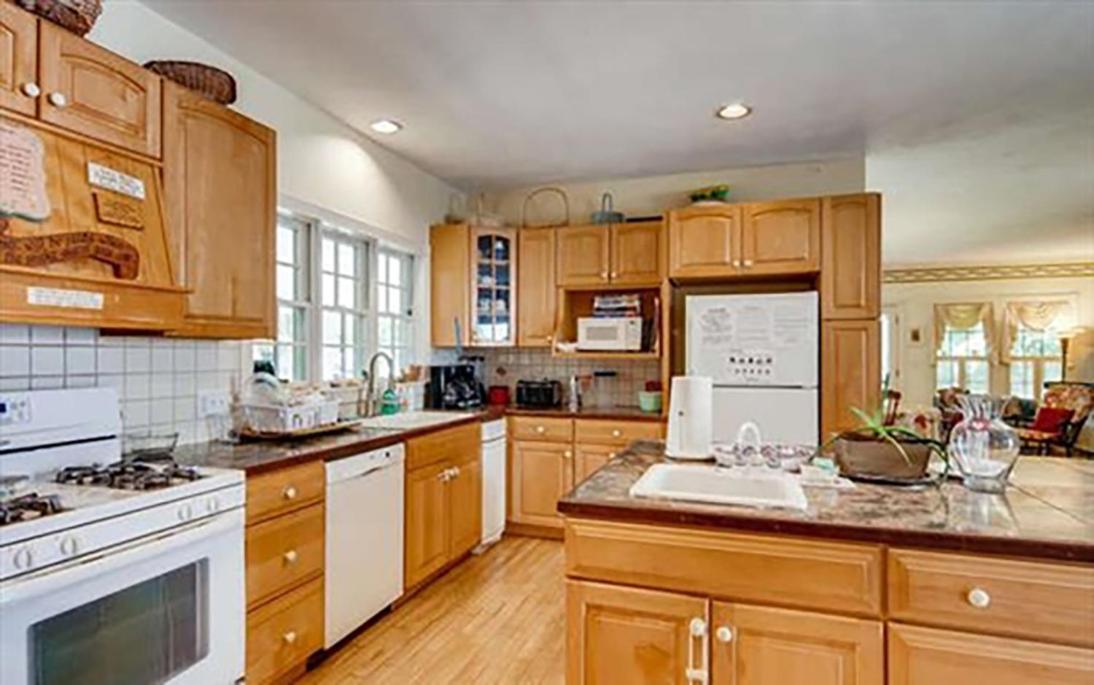 West Tisbury Inn Bagian luar foto