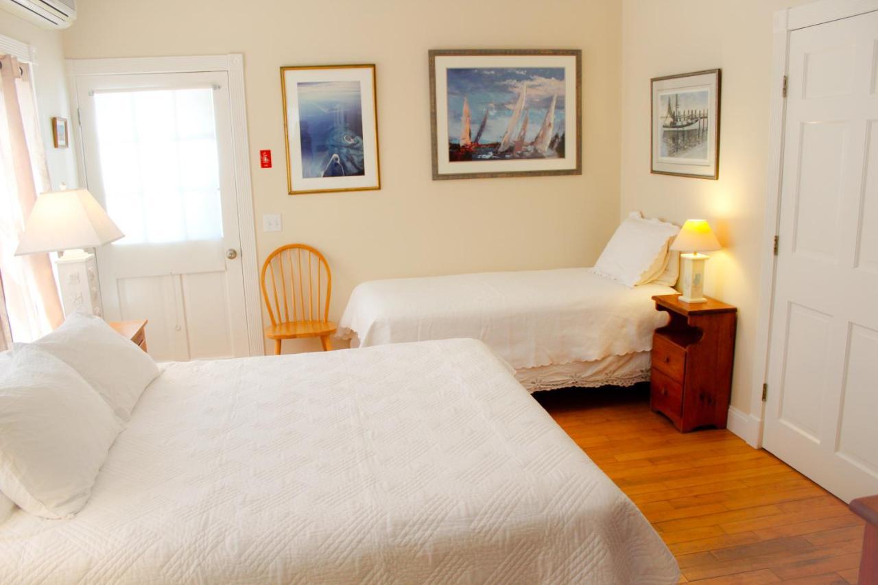 West Tisbury Inn Bagian luar foto